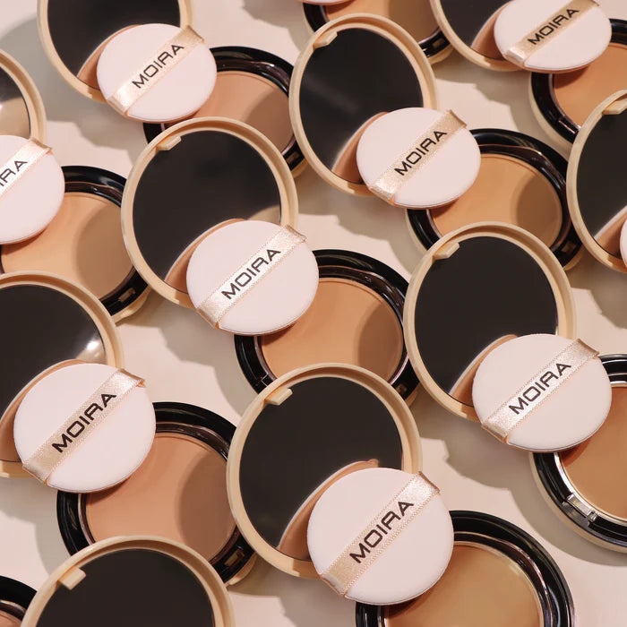 Complete Wear Powder Foundation Moira